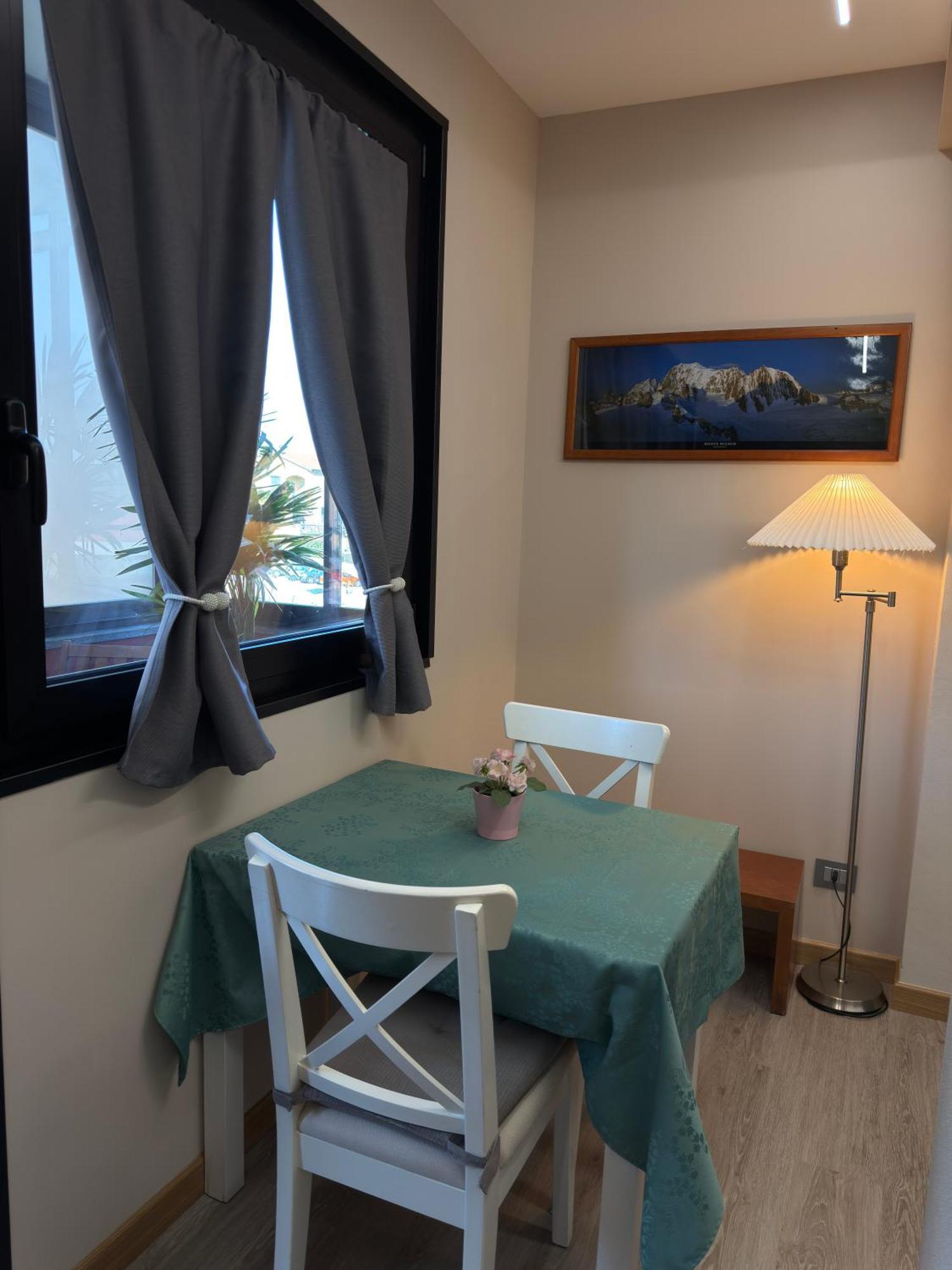 Hotel & Apartments Rinaldo بورجومانارو المظهر الخارجي الصورة