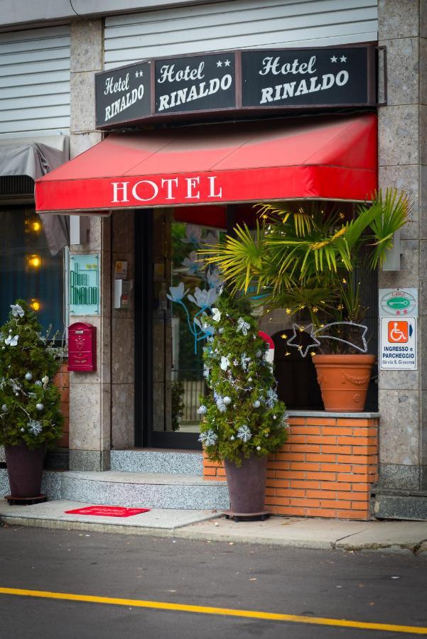 Hotel & Apartments Rinaldo بورجومانارو المظهر الخارجي الصورة
